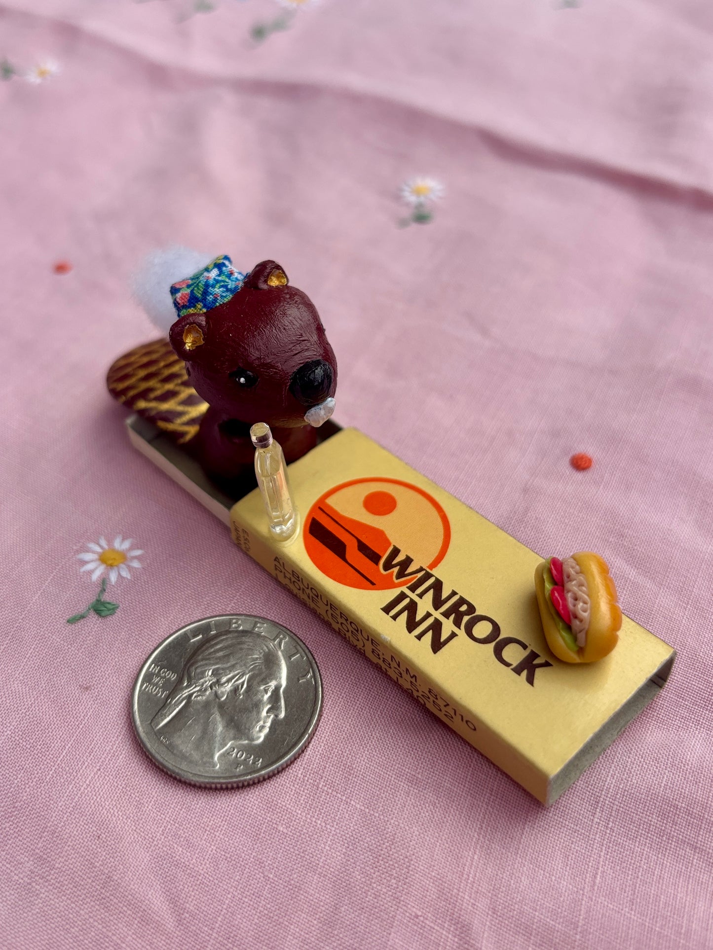 Matchbook Mini (Beaver with Poboy)