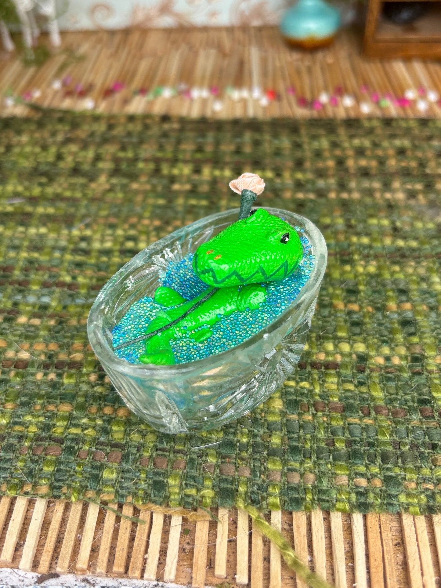 Romantic Gator