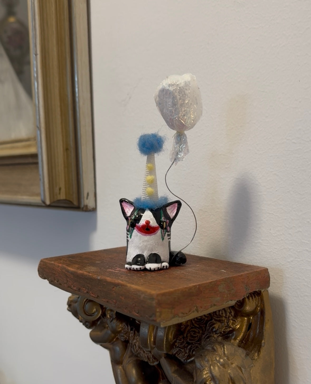 Grumpy Clown Cat With Balloon