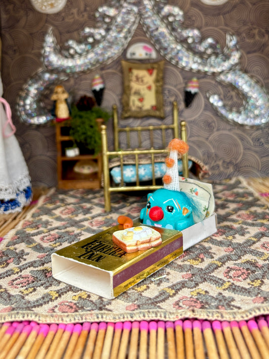 Matchbook Mini (Breakfast Clown)