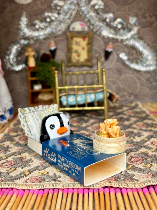 Matchbook Mini (Dumpling Penguin)