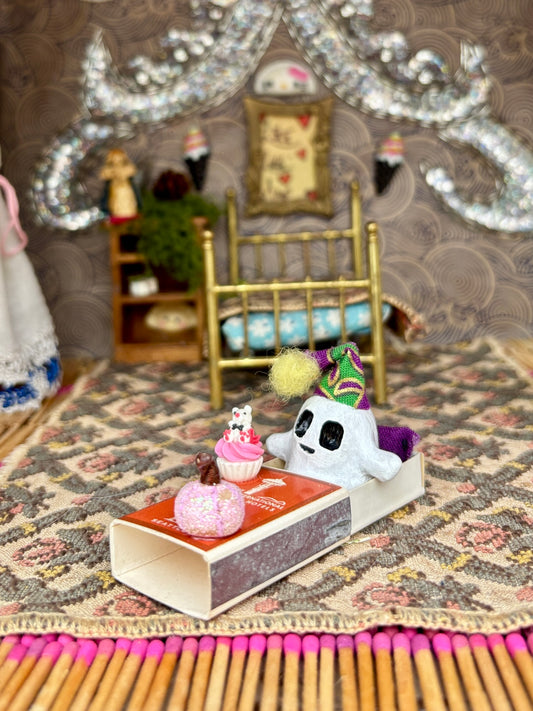 Matchbook Mini (Cupcake Ghost)