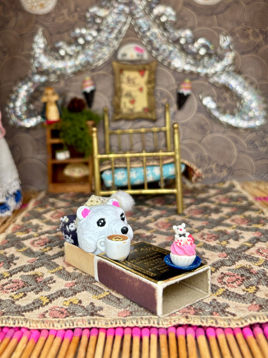 Matchbook Mini (Cupcake Polar Bear)