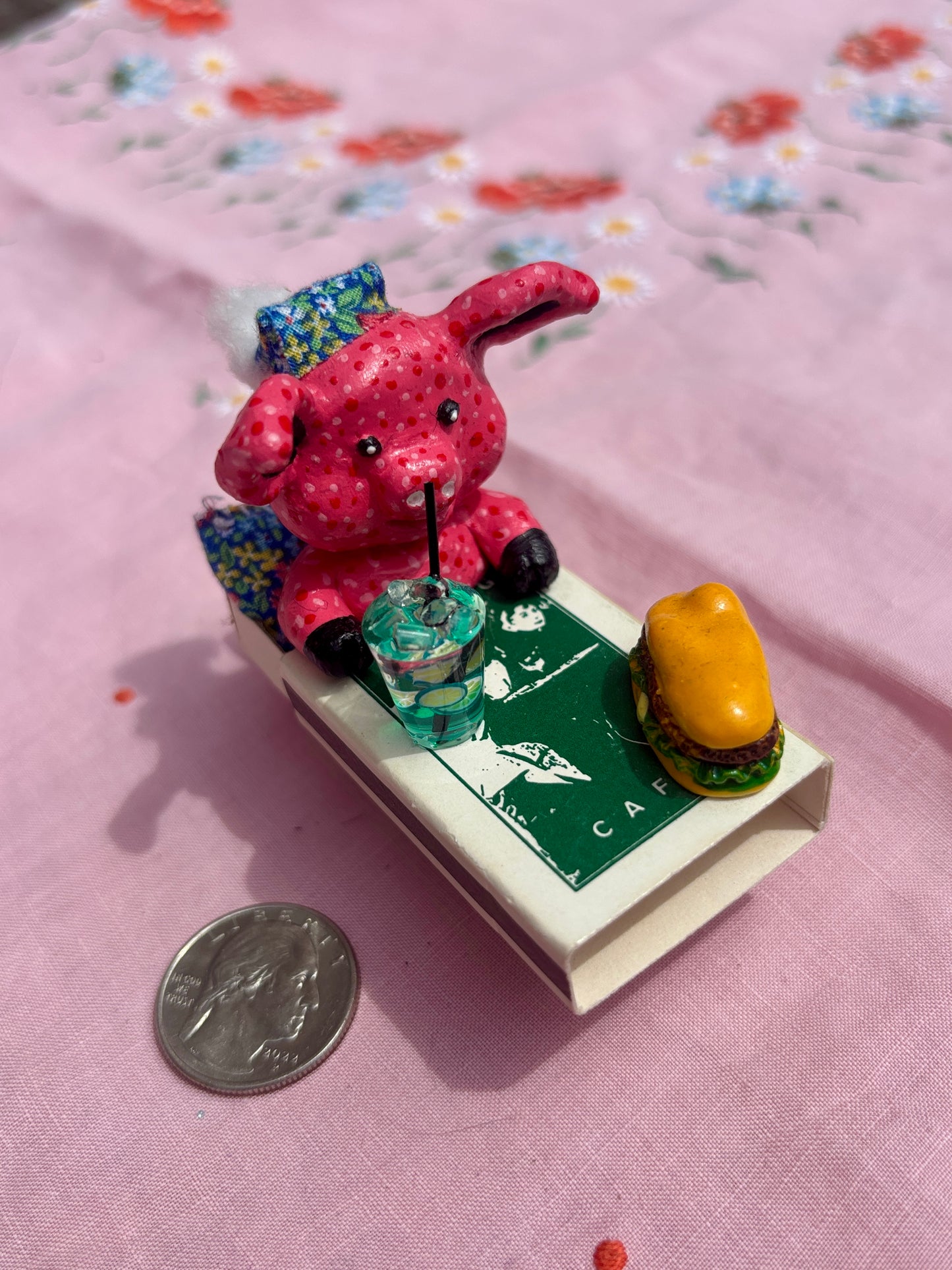 Matchbook Mini Ornament (Sandwich Piggy)