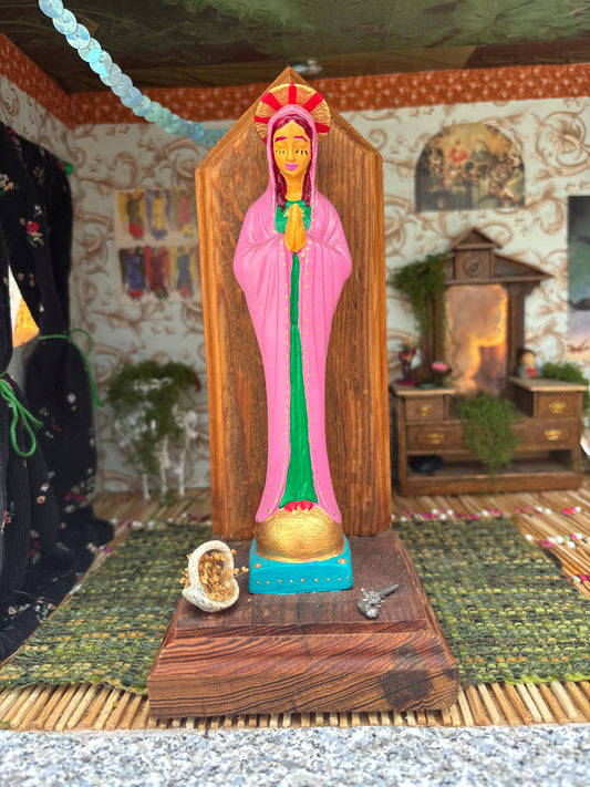 Praying Mary
